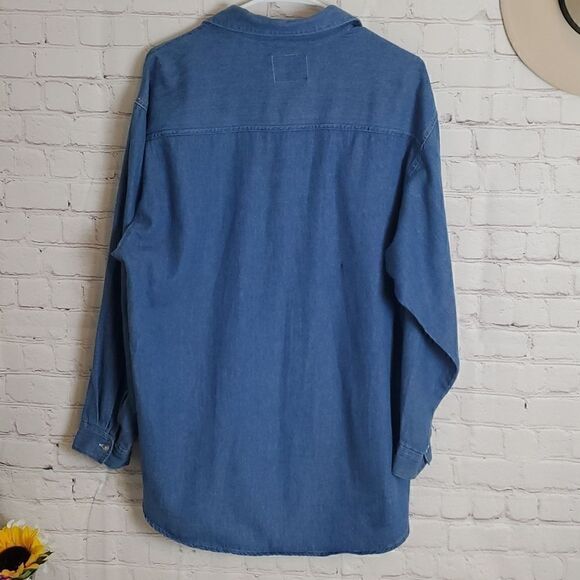 CHRISTMAS BUTTON DOWN SHIRT - Picture 7 of 7